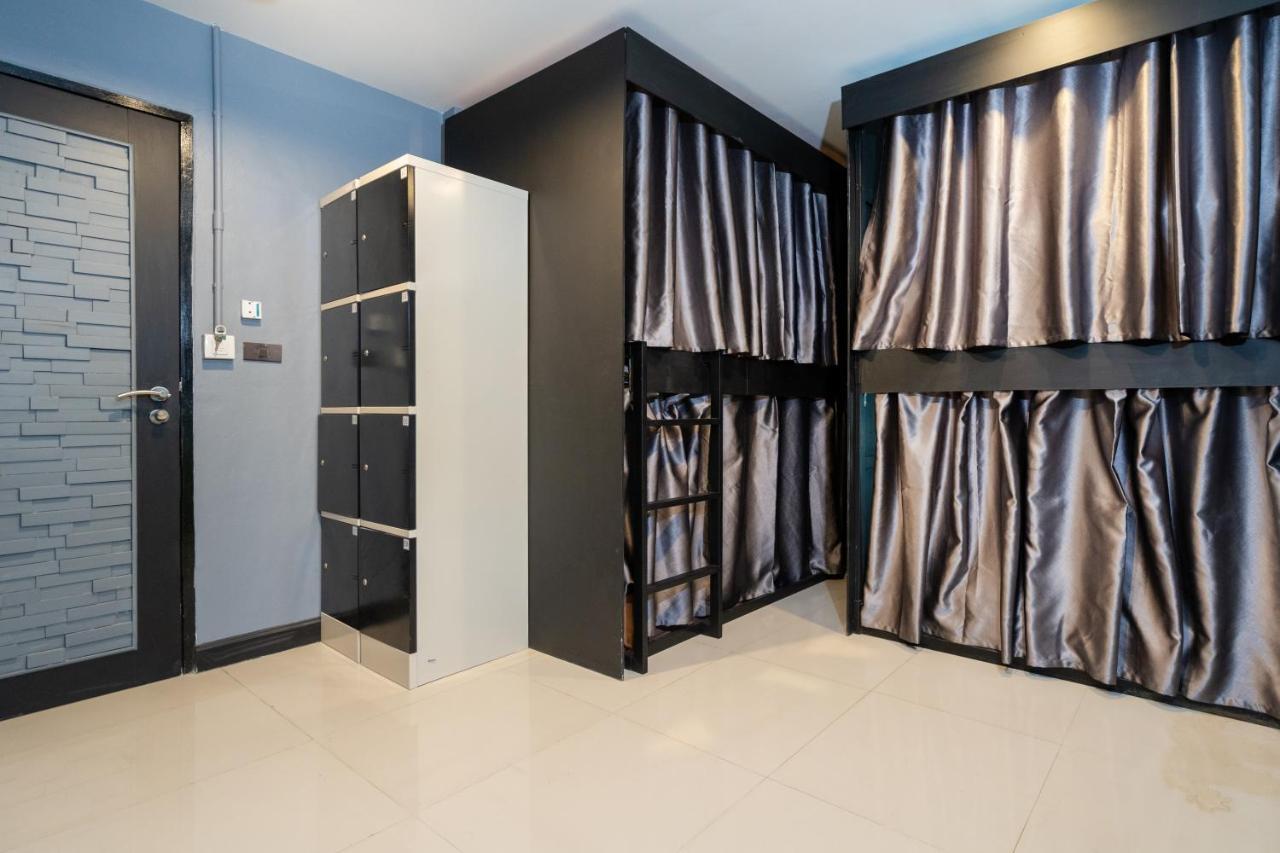 Black Pantera Hostel Patong Экстерьер фото