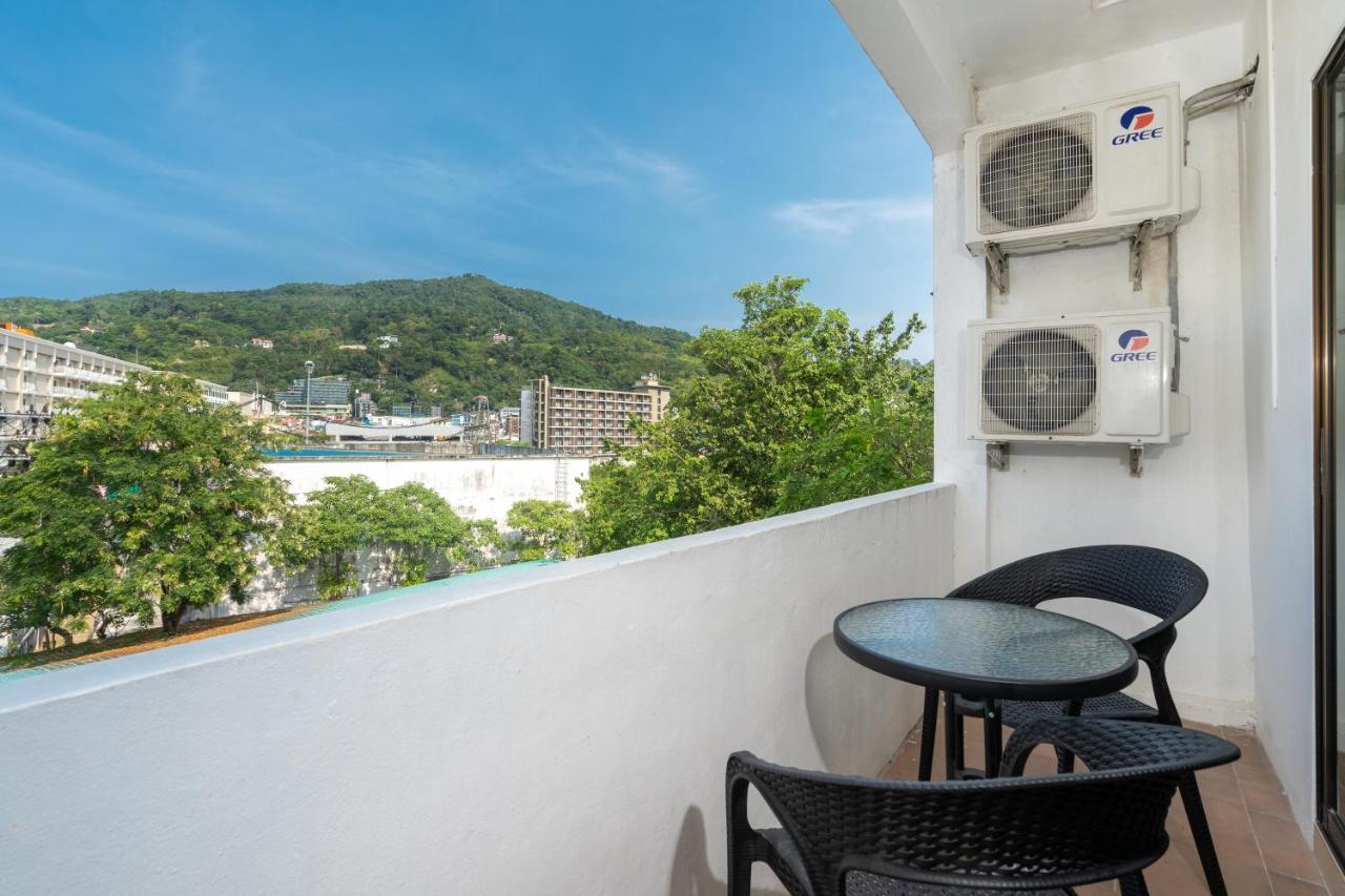 Black Pantera Hostel Patong Экстерьер фото
