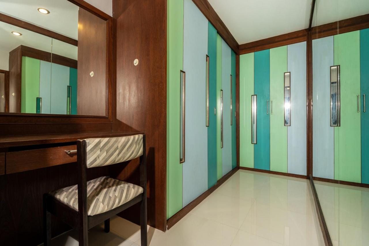 Black Pantera Hostel Patong Экстерьер фото